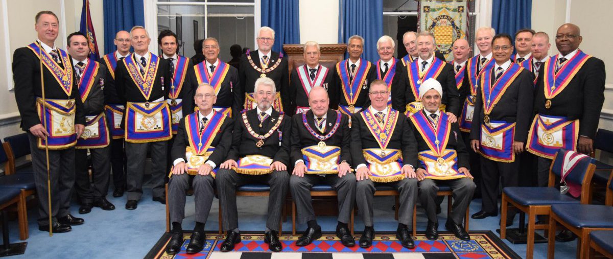 A Full Team Visit by RW David Ashbolt, Provincial Grand Master and his Delegation to Golden Square Lodge